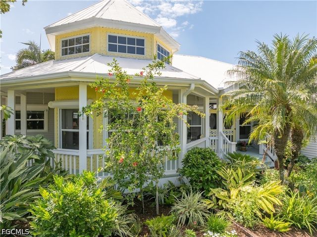 12341 McGregor Palms DR, Fort Myers, FL 33908