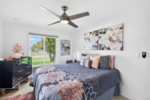 1722 SE 28th ST, Cape Coral, FL 33904