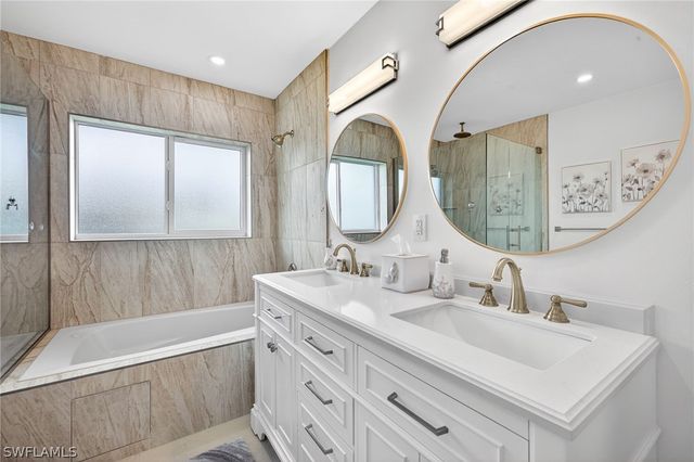 1722 SE 28th ST, Cape Coral, FL 33904