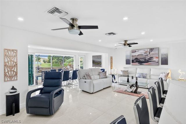 1722 SE 28th ST, Cape Coral, FL 33904