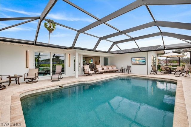 1722 SE 28th ST, Cape Coral, FL 33904