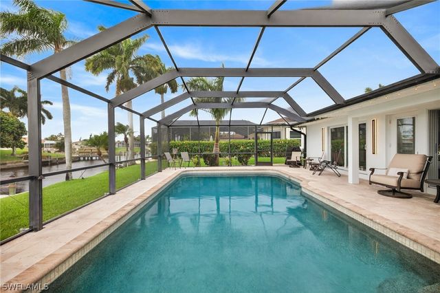 1722 SE 28th ST, Cape Coral, FL 33904