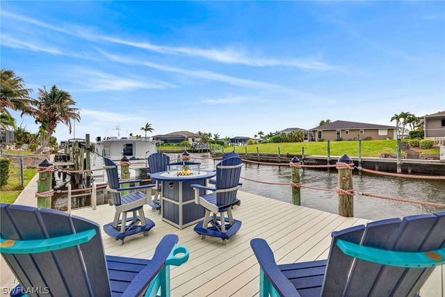 1722 SE 28th ST, Cape Coral, FL 33904