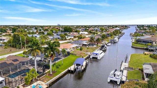 1722 SE 28th ST, Cape Coral, FL 33904