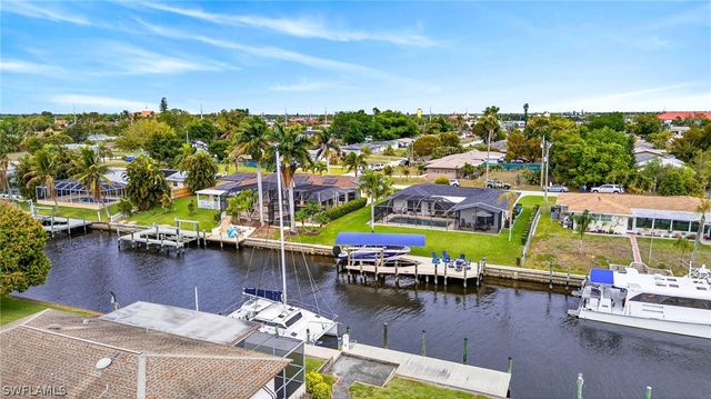 1722 SE 28th ST, Cape Coral, FL 33904