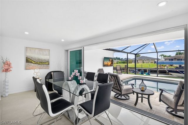 1722 SE 28th ST, Cape Coral, FL 33904