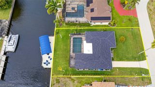1722 SE 28th ST, Cape Coral, FL 33904