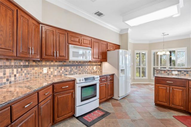 407 Quick Silver, Horseshoe Bay, TX 78657