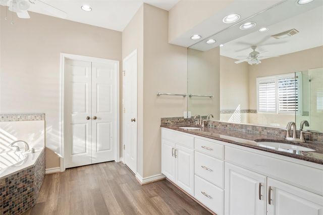 407 Quick Silver, Horseshoe Bay, TX 78657