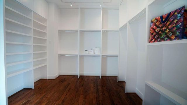 3308 N Macgregor Way, Houston, TX 77004