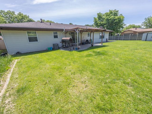601 FAIRLANE Drive, Joliet, IL 60435