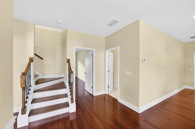 2204 Sidney Drive, Gainesville, GA 30506