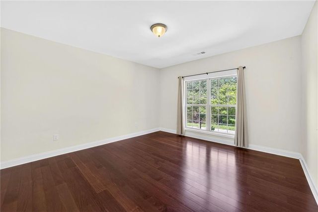 2204 Sidney Drive, Gainesville, GA 30506