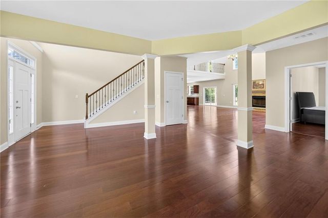 2204 Sidney Drive, Gainesville, GA 30506