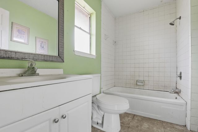 4002 Montego Drive, Baytown, TX 77521