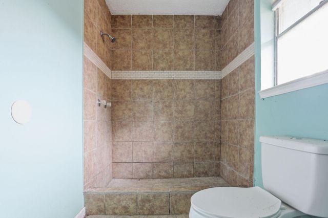 4002 Montego Drive, Baytown, TX 77521