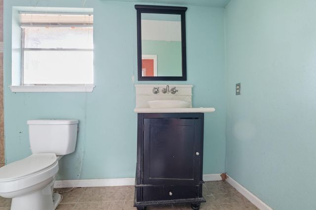 4002 Montego Drive, Baytown, TX 77521