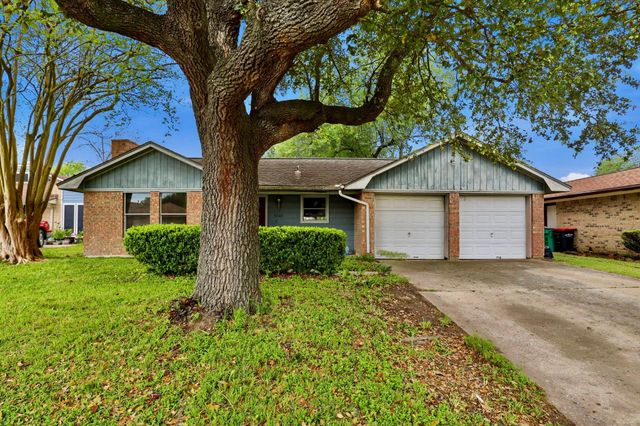 4002 Montego Drive, Baytown, TX 77521