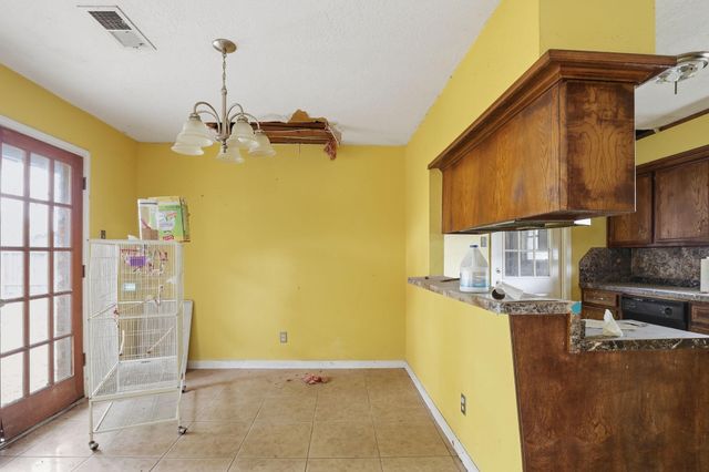 4002 Montego Drive, Baytown, TX 77521