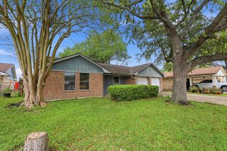 4002 Montego Drive, Baytown, TX 77521