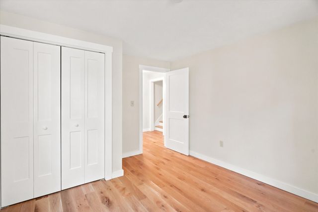 21 Pumpkin Lane, Tewksbury, MA 01876