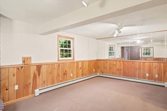 21 Pumpkin Lane, Tewksbury, MA 01876