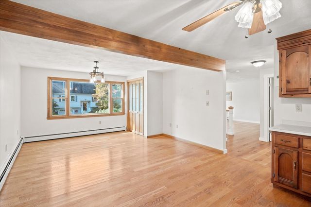 21 Pumpkin Lane, Tewksbury, MA 01876