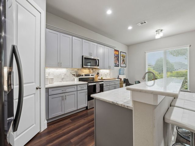 529 Picketts Drive, Mesquite, TX 75149