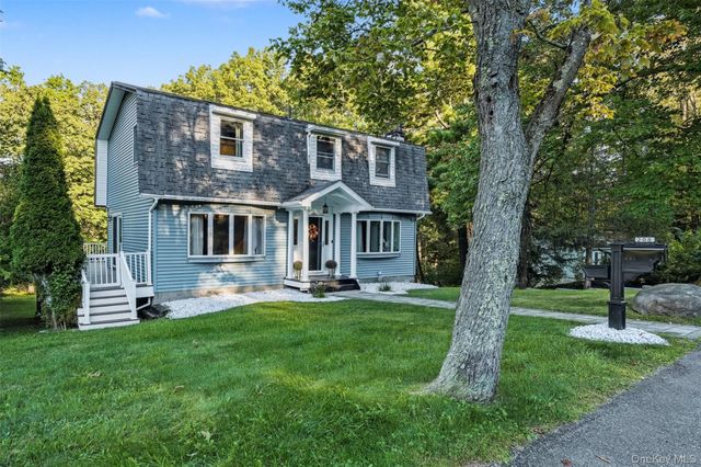 208 Sycamore Drive, Cornwall, NY 12553