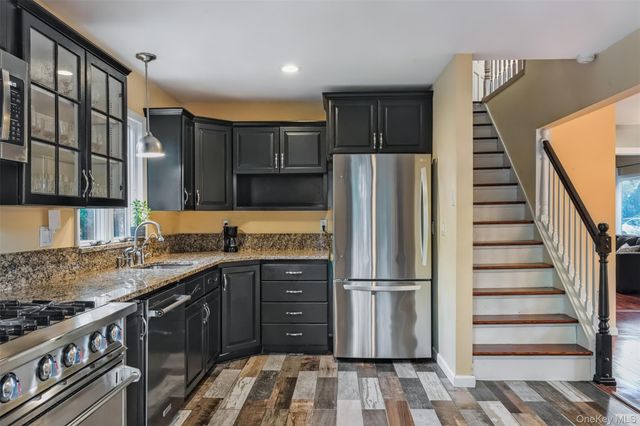 208 Sycamore Drive, Cornwall, NY 12553