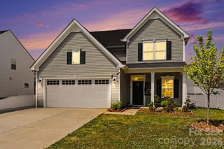 3243 Streamside Drive, Davidson, NC 28036