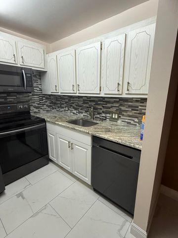314 Dorset H, Boca Raton, FL 33434