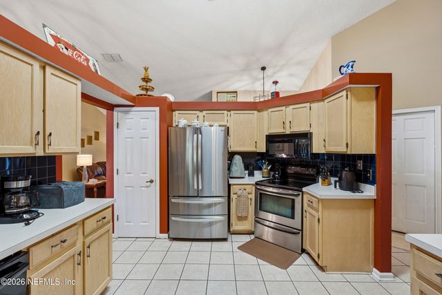 11897 GRAN MEADOWS Way, Jacksonville, FL 32258