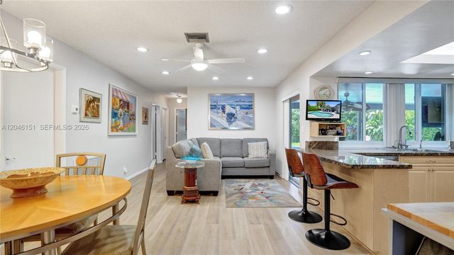 5581 SW 7th Street, Plantation, FL 33317