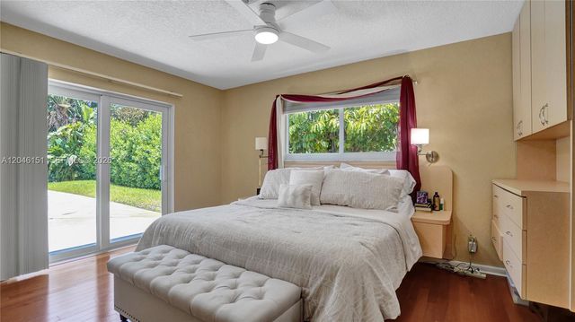 5581 SW 7th Street, Plantation, FL 33317