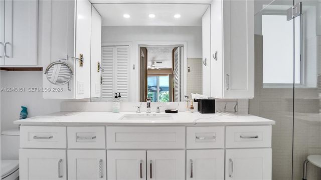 5581 SW 7th Street, Plantation, FL 33317