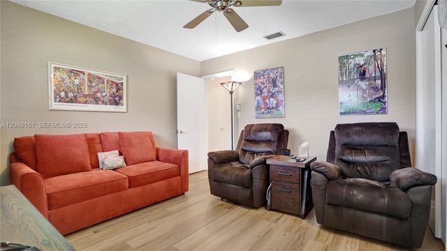 5581 SW 7th Street, Plantation, FL 33317