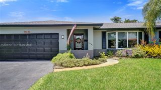 5581 SW 7th Street, Plantation, FL 33317