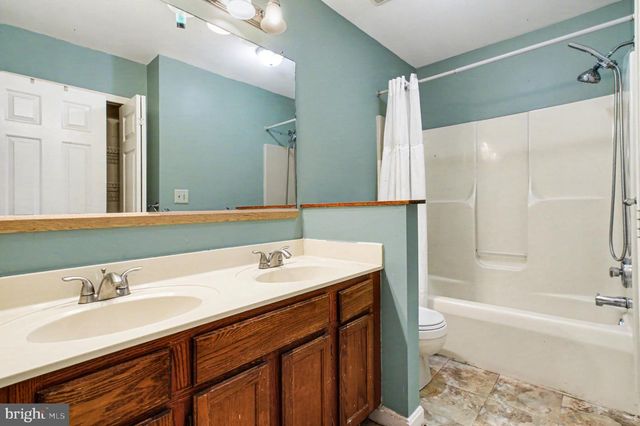 23 BRENTWOOD LN, Fredericksburg, VA 22405