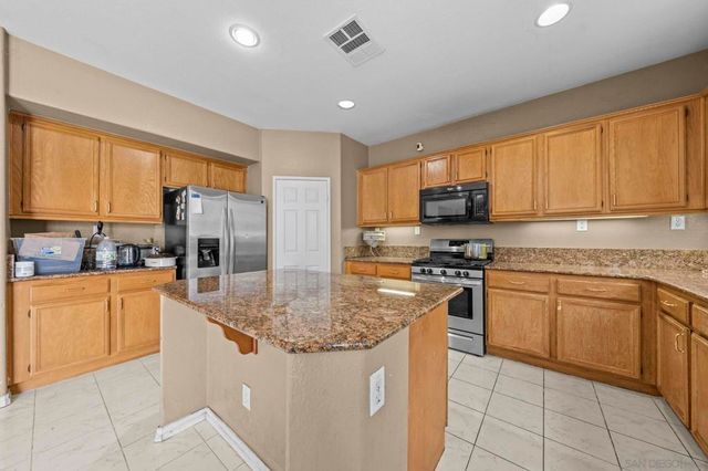 31544 Borega Rd, Murrieta, CA 92563