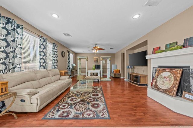 31544 Borega Rd, Murrieta, CA 92563