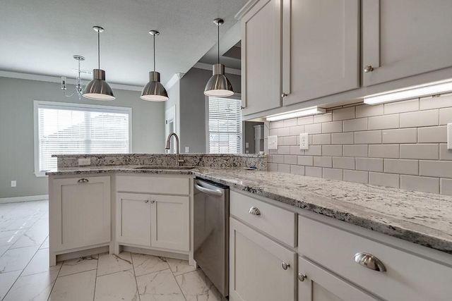 3001 SW Satinwood Avenue, Bentonville, AR 72713