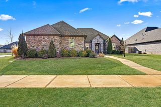 3001 SW Satinwood Avenue, Bentonville, AR 72713
