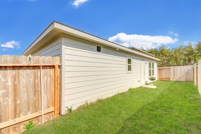 15694 Briar Forest Drive, Conroe, TX 77306