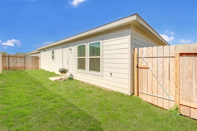 15694 Briar Forest Drive, Conroe, TX 77306