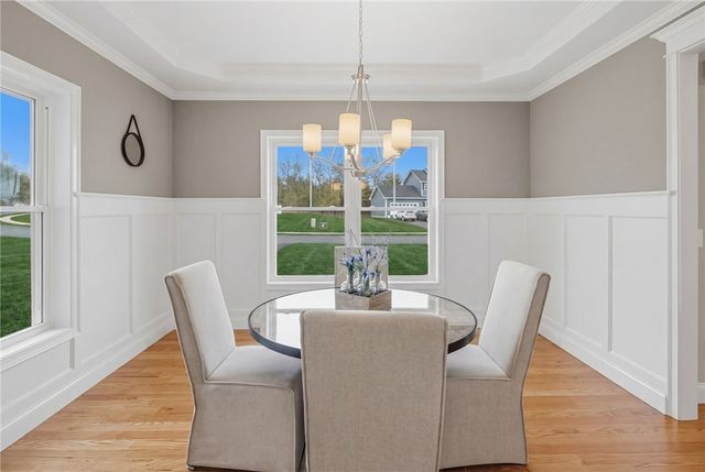 33 Cassidy Trail, Coventry, RI 02816