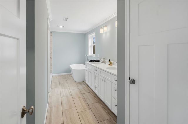 33 Cassidy Trail, Coventry, RI 02816