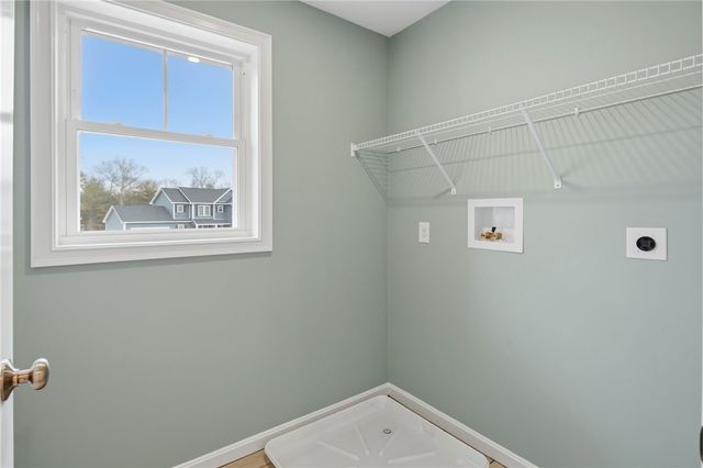 33 Cassidy Trail, Coventry, RI 02816
