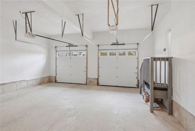 33 Cassidy Trail, Coventry, RI 02816