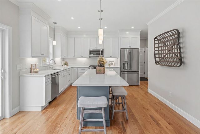 33 Cassidy Trail, Coventry, RI 02816